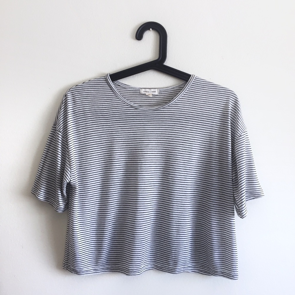 UO Silence and Noise Cropped Cali Tee